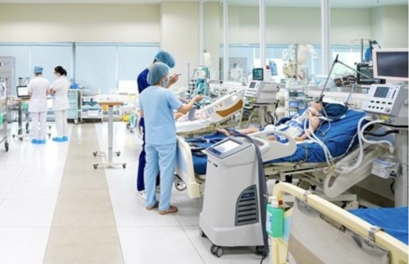 Bé 6 tuổi suy đa tạng do cúm A, được cứu sống nhờ tim phổi nhân tạo